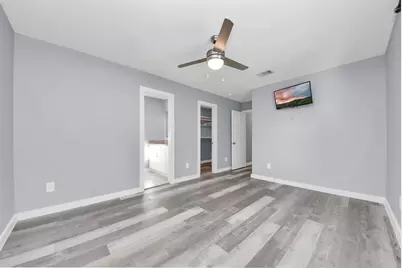 618 Maple Way #B, Houston, TX 77015 - Photo 5