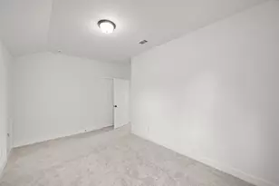 129 Sweeping Valley Dr, Montgomery, TX 77316 - Photo 39