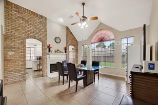 811 Colony Glen Ct, Houston, TX 77062 - Photo 7