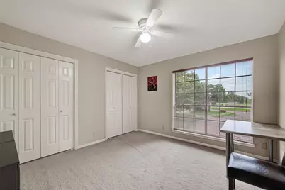 811 Colony Glen Court, Houston, TX 77062 - Photo 29
