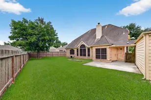 811 Colony Glen Ct, Houston, TX 77062 - Photo 35