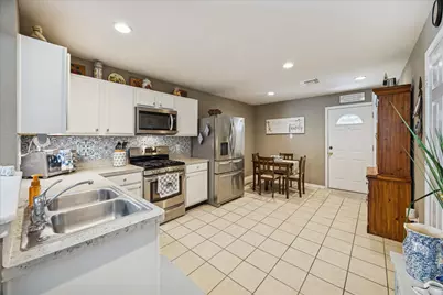 3206 Berryfield Lane, Pearland, TX 77581 - Photo 9