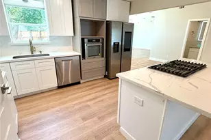 1925 Pech Rd, Houston, TX 77055 - Photo 5