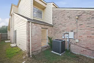 11807 Gatlinburg Dr, Houston, TX 77031 - Photo 17