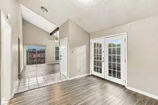 11807 Gatlinburg Dr, Houston, TX 77031 - Photo 7