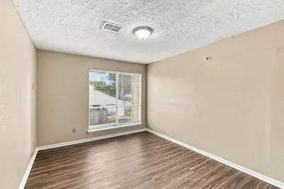 11807 Gatlinburg Drive, Houston, TX 77031 - Photo 15
