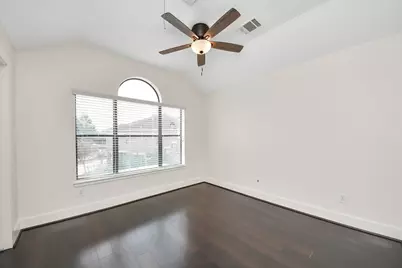 5941 South Loop E #205, Houston, TX 77033 - Photo 13