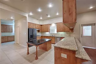 417 S Main St, Hallettsville, TX 77964 - Photo 9