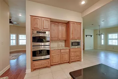 417 S Main Street, Hallettsville, TX 77964 - Photo 11