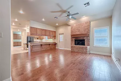 417 S Main Street, Hallettsville, TX 77964 - Photo 5