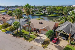 2417 Gerol Dr, Galveston, TX 77551 - Photo 37