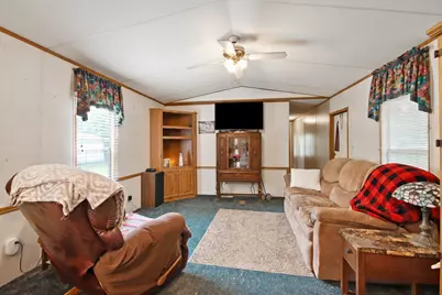 521 Shirley Loop, Cleveland, TX 77328 - Photo 5