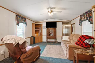 521 Shirley Loop, Cleveland, TX 77328 - Photo 5