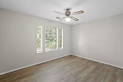 2922 Glen Cullen Lane, Pearland, TX 77584 - Photo 17