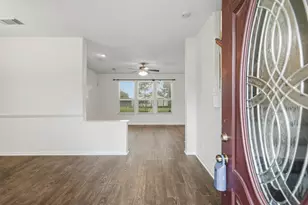 3039 Orange St, Pearland, TX 77581 - Photo 3