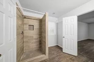3039 Orange St, Pearland, TX 77581 - Photo 21