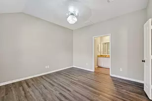 77 Woodlily Pl, The Woodlands, TX 77382 - Photo 17