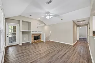 77 Woodlily Pl, The Woodlands, TX 77382 - Photo 7