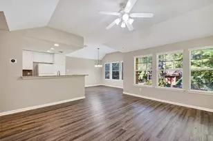 77 Woodlily Pl, The Woodlands, TX 77382 - Photo 5