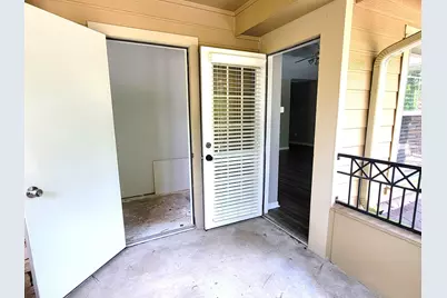 77 Woodlily Pl, The Woodlands, TX 77382 - Photo 19