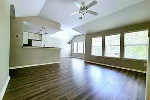 77 Woodlily Pl, The Woodlands, TX 77382 - Photo 5