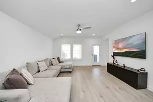 4946 Pne Hvn Ln, Fresno, TX 77545 - Photo 11