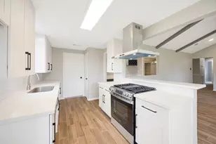 2114 Eagle Point Rd, Crosby, TX 77532 - Photo 5