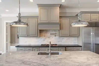6806 E Warwick Lake Lane, Spring, TX 77389 - Photo 11