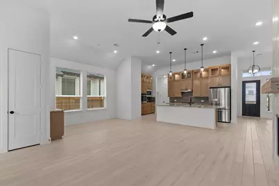 14946 Buffalo Head Street, Baytown, TX 77523 - Photo 9