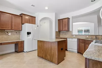 1015 Cedar Lake Court, Conroe, TX 77384 - Photo 7