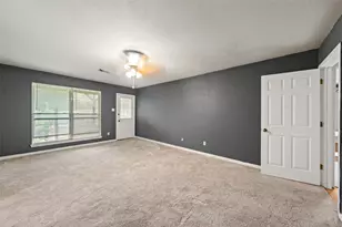 614 Normal Park Dr, Huntsville, TX 77320 - Photo 21