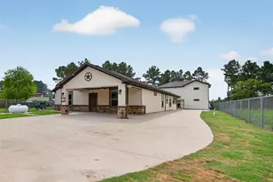 432 County Rd 3479A, Cleveland, TX 77327 - Photo 3