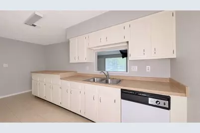 4422 Burkegate Drive, Spring, TX 77373 - Photo 5