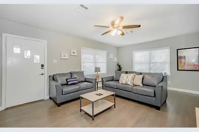1102 45th Street, Galveston, TX 77550 - Photo 7