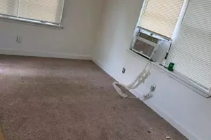4602 Woolworth St, Houston, TX 77026 - Photo 5