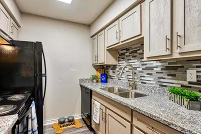 15603 Gulf Freeway #2604, Houston, TX 77598 - Photo 3