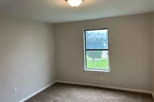 1022 W 8th St, Freeport, TX 77541 - Photo 7