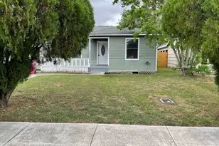 1022 W 8th St, Freeport, TX 77541 - Photo 1