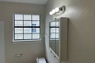 1022 W 8th St, Freeport, TX 77541 - Photo 7