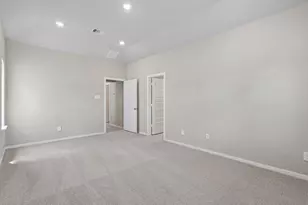 6325 Sapphire Ocean Dr, Houston, TX 77092 - Photo 25