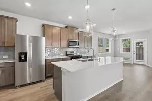 6325 Sapphire Ocean Dr, Houston, TX 77092 - Photo 7