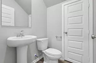 6325 Sapphire Ocean Dr, Houston, TX 77092 - Photo 9