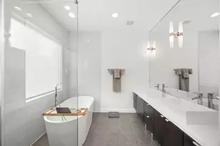 912 W 19th St, Houston, TX 77008 - Photo 29