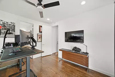 912 W 19th Street #C, Houston, TX 77008 - Photo 11