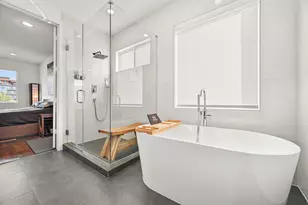 912 W 19th St, Houston, TX 77008 - Photo 33