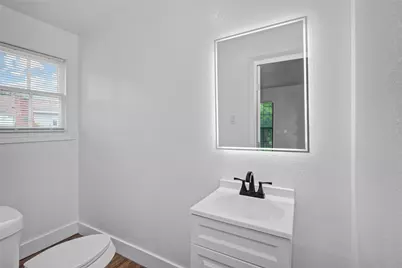 1203 W 6th Street, Freeport, TX 77541 - Photo 23