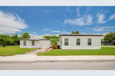 1203 W 6th Street, Freeport, TX 77541 - Photo 5
