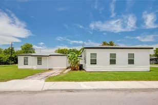 1203 W 6th St, Freeport, TX 77541 - Photo 5