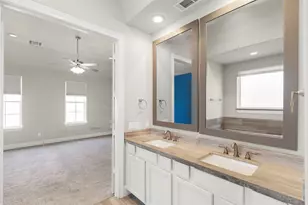 2123 McIlhenny St, Houston, TX 77004 - Photo 31