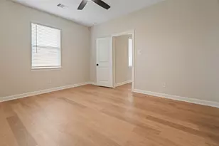 21551 Bluebonnet Bay Dr, Magnolia, TX 77354 - Photo 17